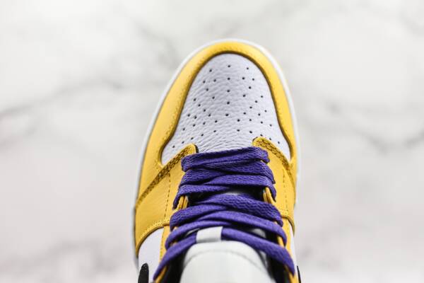 Air Jordan 1 Mid Lakers - Image 10