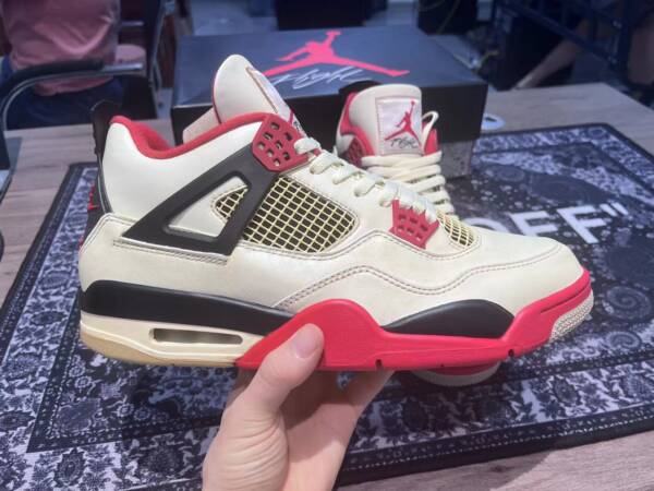 Nike Air Jordan 4 fire red - Image 7