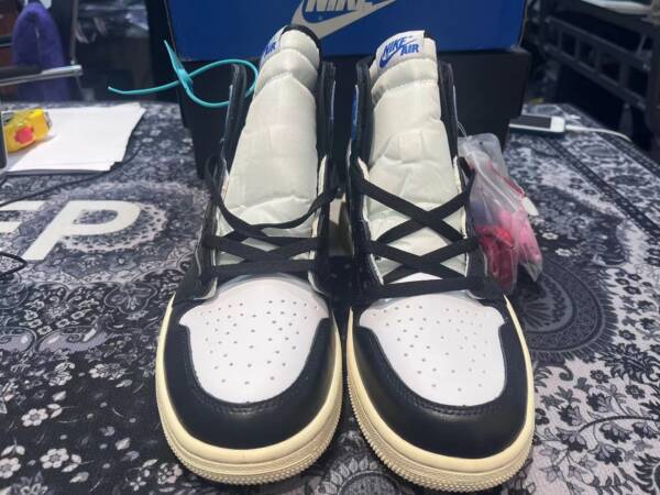 Nike Air Jordan 1 Retro High - Travis Scott - Image 5