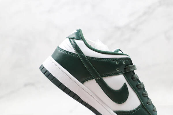 Nike Dunk Low Michigan State - Image 3
