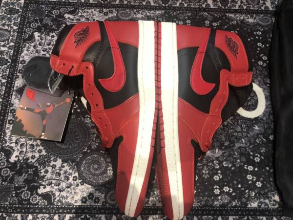Nike Air Jordan 1 High - Image 9