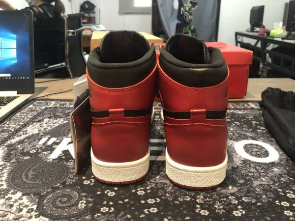 Nike Air Jordan 1 High - Image 3