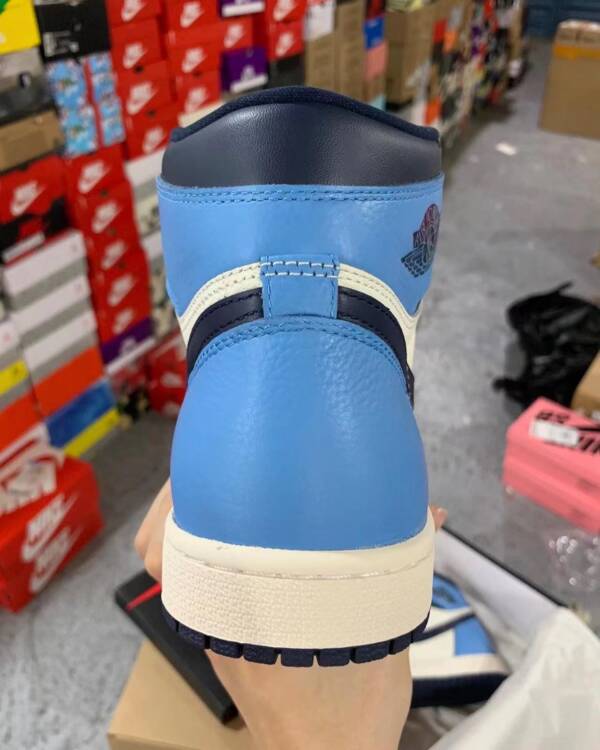 Nike Air Jordan 1“Obsidian” - Image 4