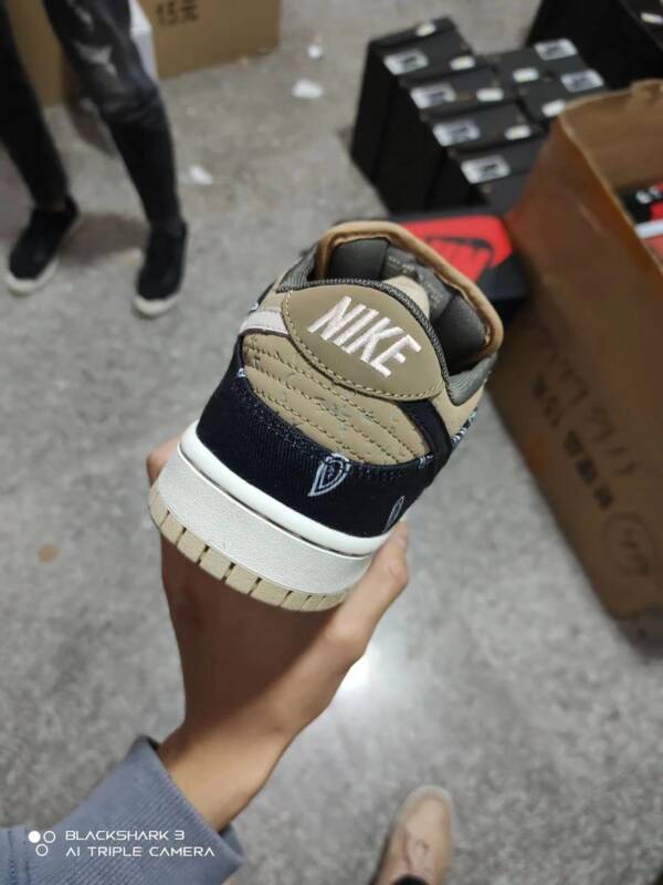 SB Dunk Low "Jackboys" - Image 5