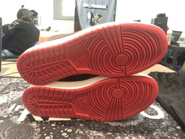 Nike Air Jordan 1 High - Image 2