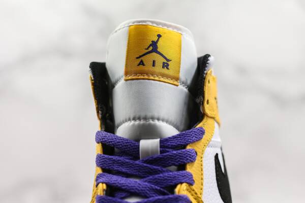 Air Jordan 1 Mid Lakers - Image 9