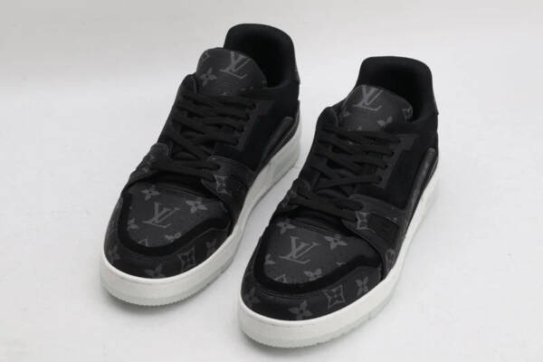 Louis Vuitton Trainer Black Monogram - Image 3