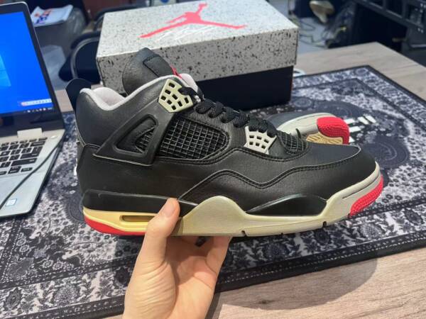 Nike Air Jordan 4 "Bred Reimagined" - Image 3