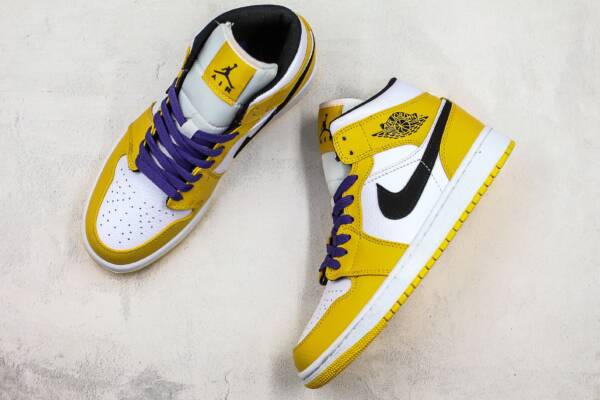 Air Jordan 1 Mid Lakers - Image 4