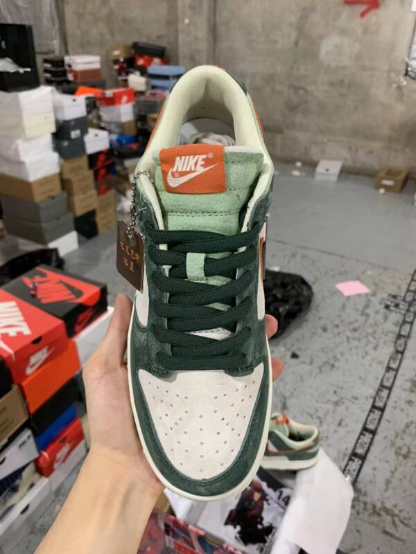Nike Dunk Low SB - Image 4