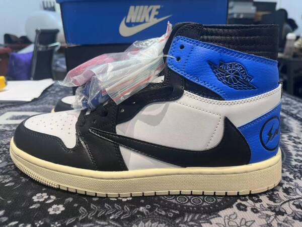 Nike Air Jordan 1 Retro High - Travis Scott - Image 8