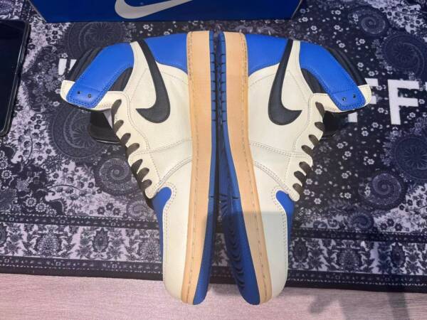 Travis Scott x Fragment x Air Jordan 1 High "Military Blue" - Image 7
