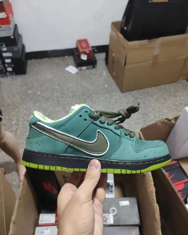 Concepts x Nike SB Dunk Low Green Lobster - Image 8