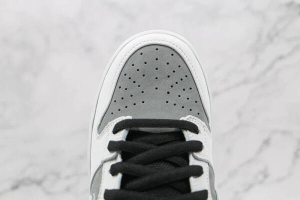 Nike SB Dunk Low Vx1000 - Image 3