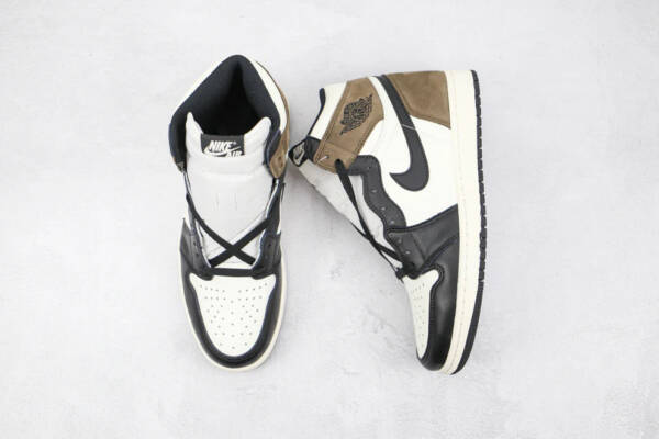 Jordan 1 Retro High Dark Mocha - Image 3