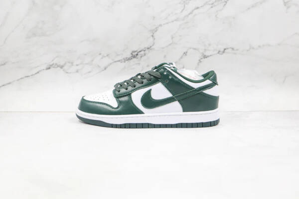 Nike Dunk Low Michigan State - Image 2