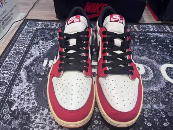 Nike Air Jordan 1 Retro Low "Chicago" - Image 3