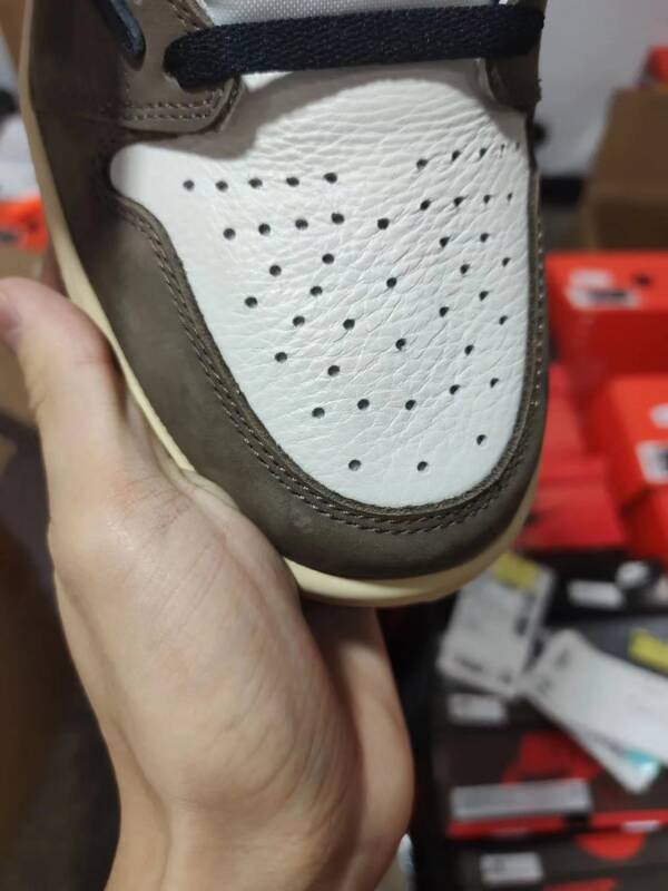 Air Jordan 1 barb brown - Image 7