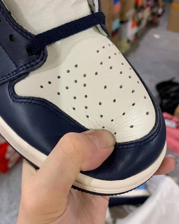 Nike Air Jordan 1“Obsidian” - Image 2