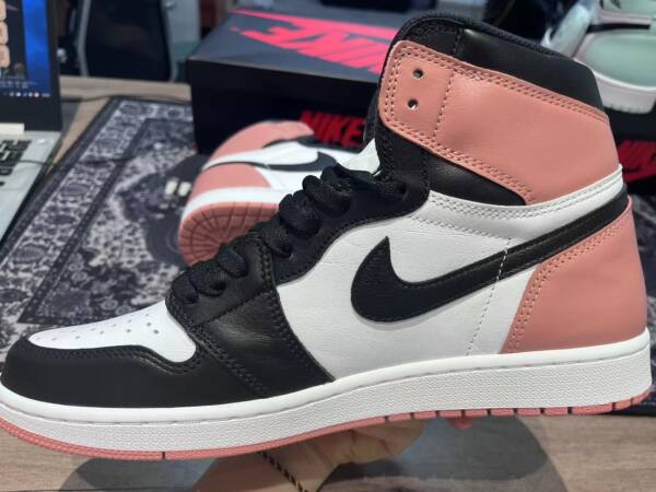 Nike Air Jordan 1 Retro High Rust Pink - Image 3
