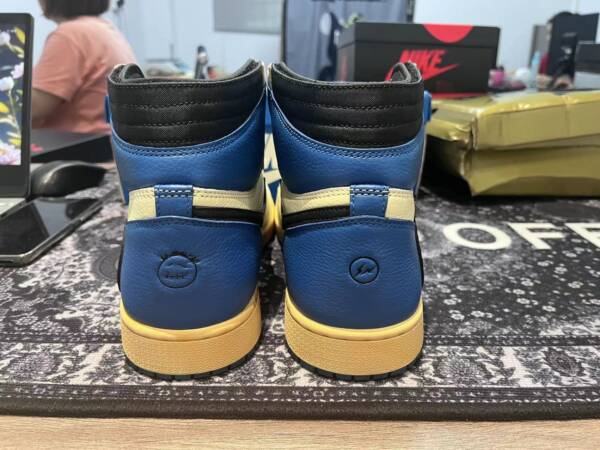 Travis Scott x Fragment x Air Jordan 1 High "Military Blue" - Image 4