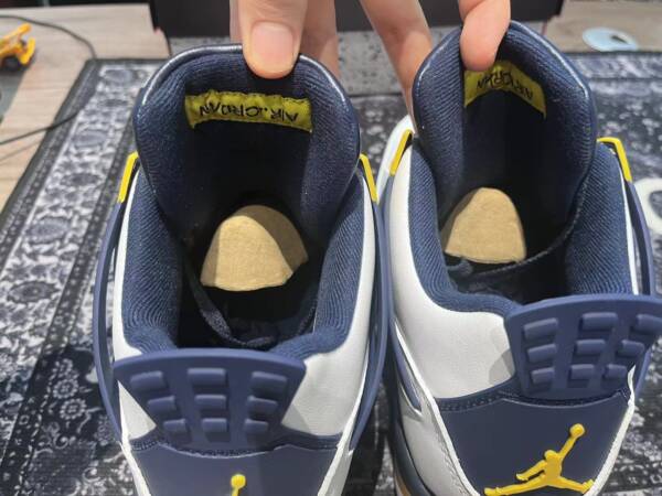 Nike Air Jordan 4 Retro Cal/Marquette - Image 11