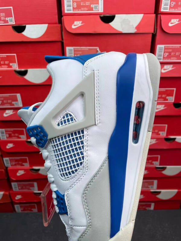 Air Jordan 4 Retro Military Blue - Image 5