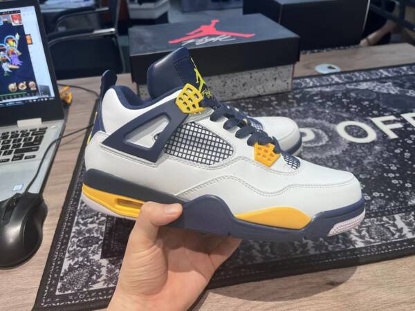 Nike Air Jordan 4 Retro Cal/Marquette - Image 9