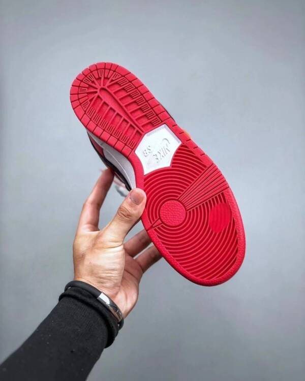 Nike SB Dunk Low Pro “Chicago” - Image 4