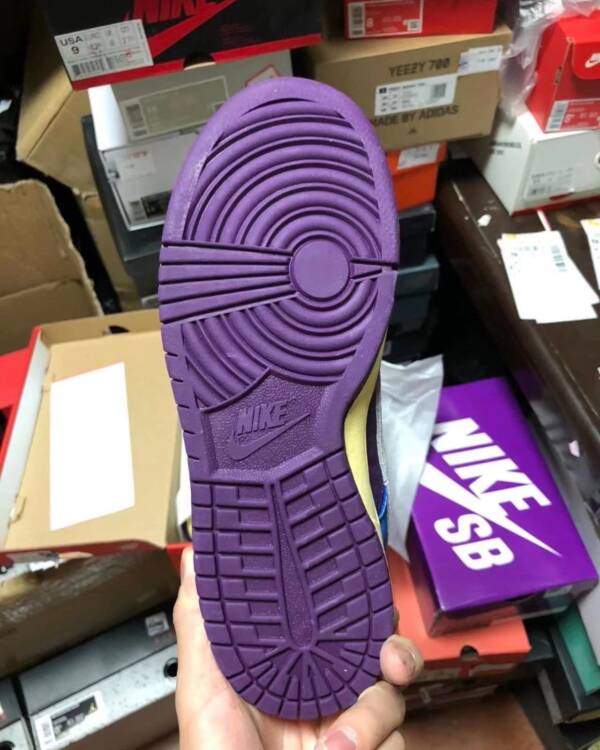 Undefeated x Nike Dunk Low SP "5 On It" - Image 5