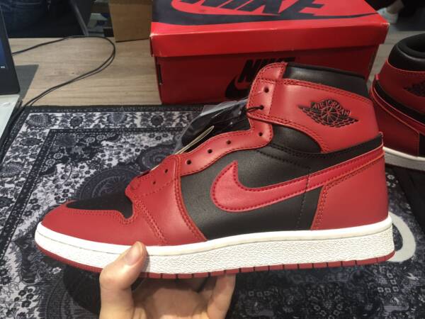 Nike Air Jordan 1 High - Image 4