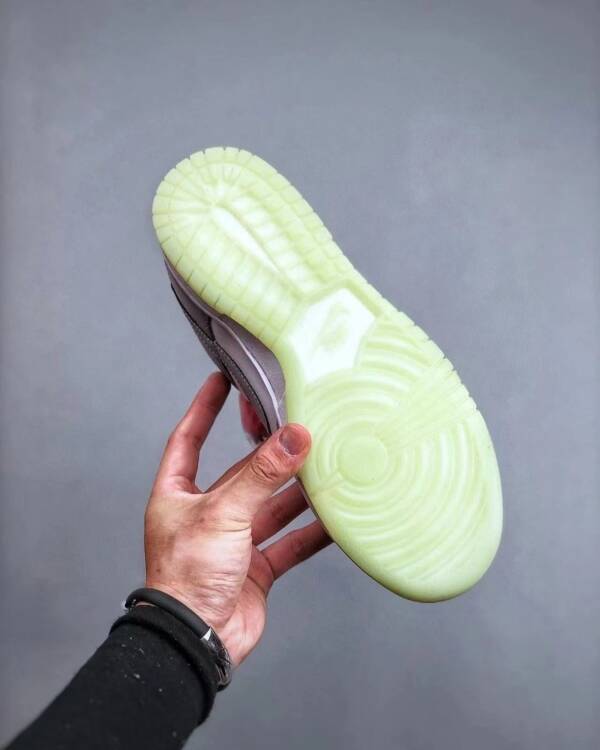 Nike Dunk "Photon Dust" - Image 3