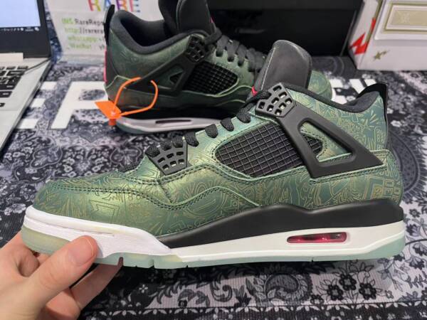 Air Jordan 4 Green Laser - Image 4