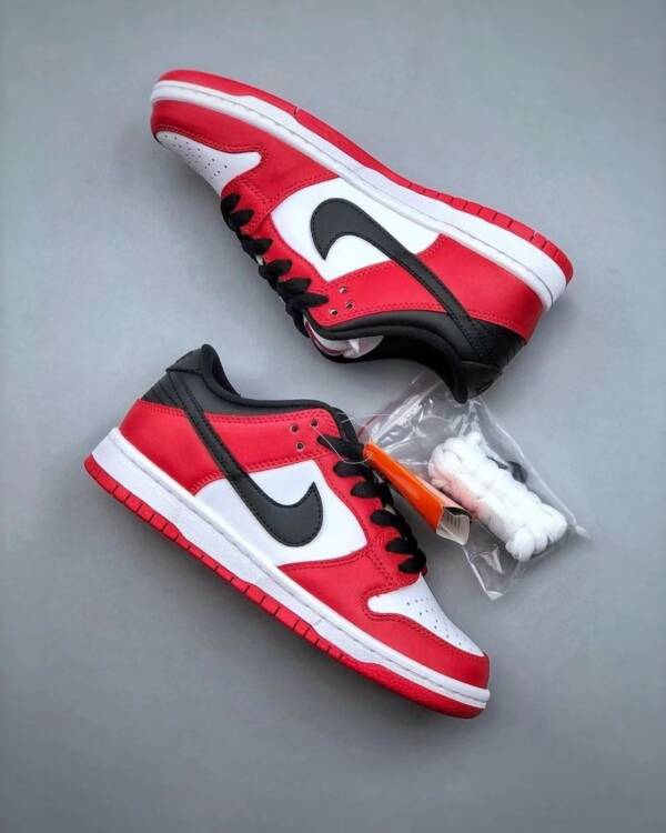 Nike SB Dunk Low Pro “Chicago” - Image 5