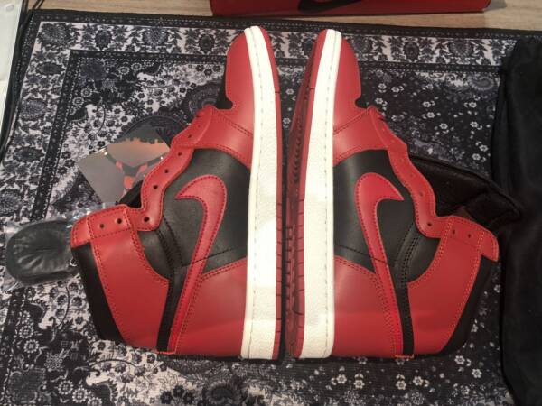 Nike Air Jordan 1 High - Image 10