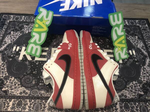Nike Dunk SB "Roller Derby" - Image 2