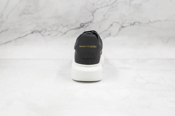 Alexander Mcqueen Oversized Black White Sole - Image 4