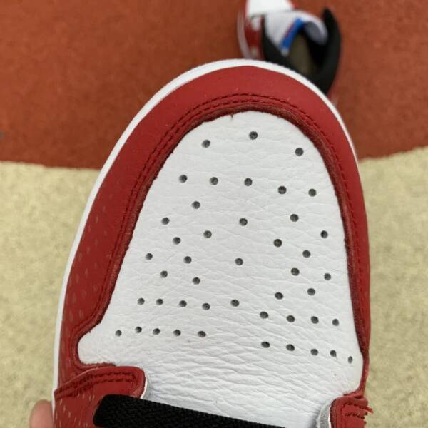 Jordan 1 Retro High Spider Man Origin Story - Image 5