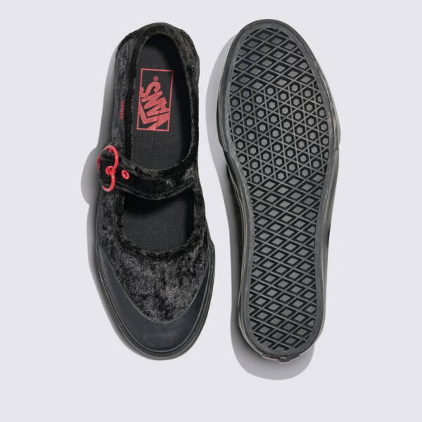 Tênis Vans Mary Jane Hearts Black Red - Imagem 3
