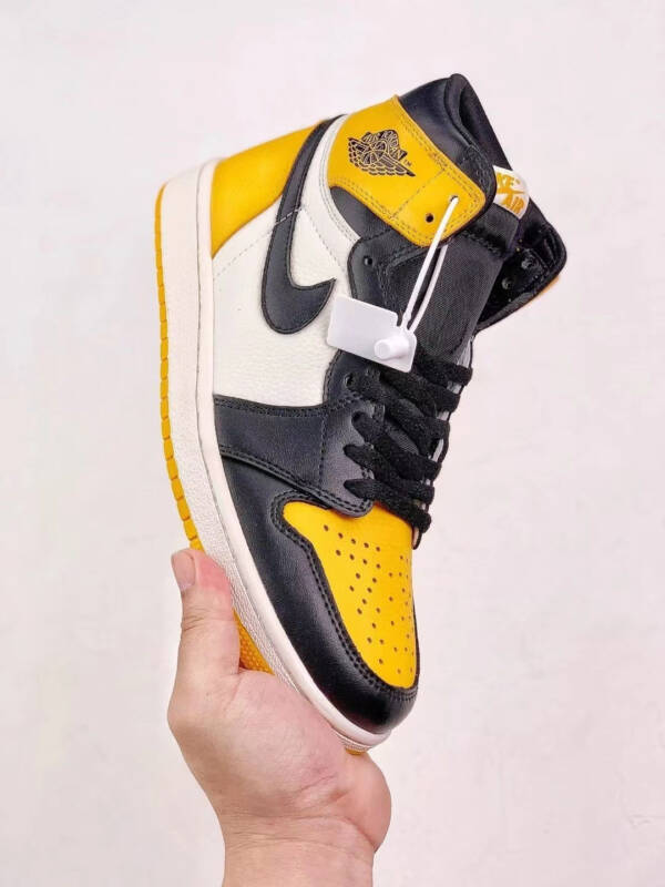Nike Air Jordan 1 Retro High “Taxi” - Imagem 4