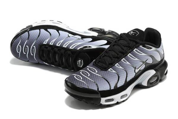 Air Max Plus TN 1 “Black Metallic” - Imagem 2
